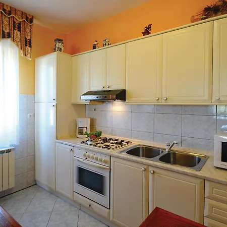 Presika Ii Labin (Istria)