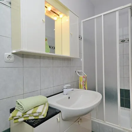 Casa vacanze Gorgeous In With Kitchen Labin (Istria)