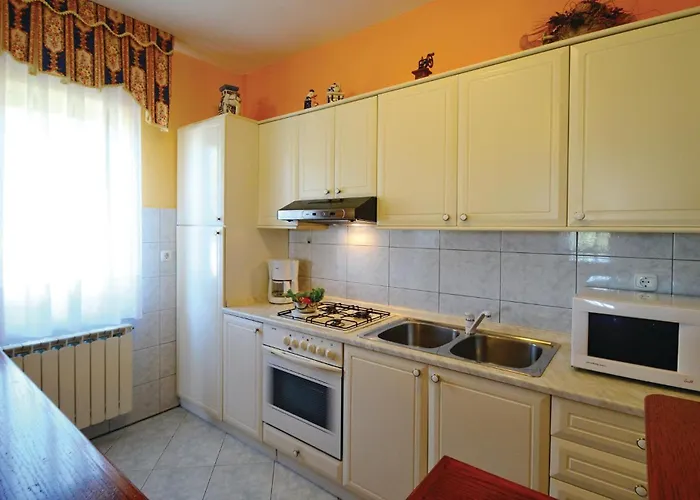 Presika Ii Labin (Istria)